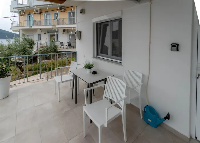 Apartman Pteleo *