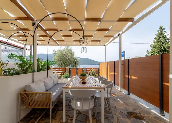 Pteleo Apartman Pteleósz