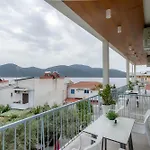 Pteleo Appartement *